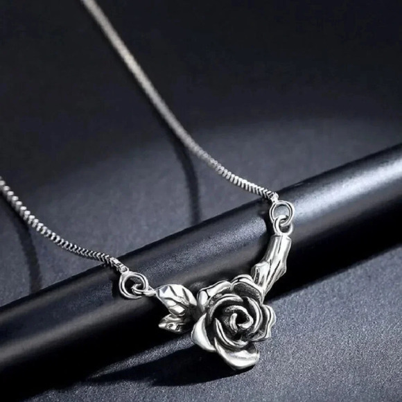 925 Sterling Silver Rose Necklace, Vintage Rose Pendant Box Chain Necklace - Picture 3 of 5
